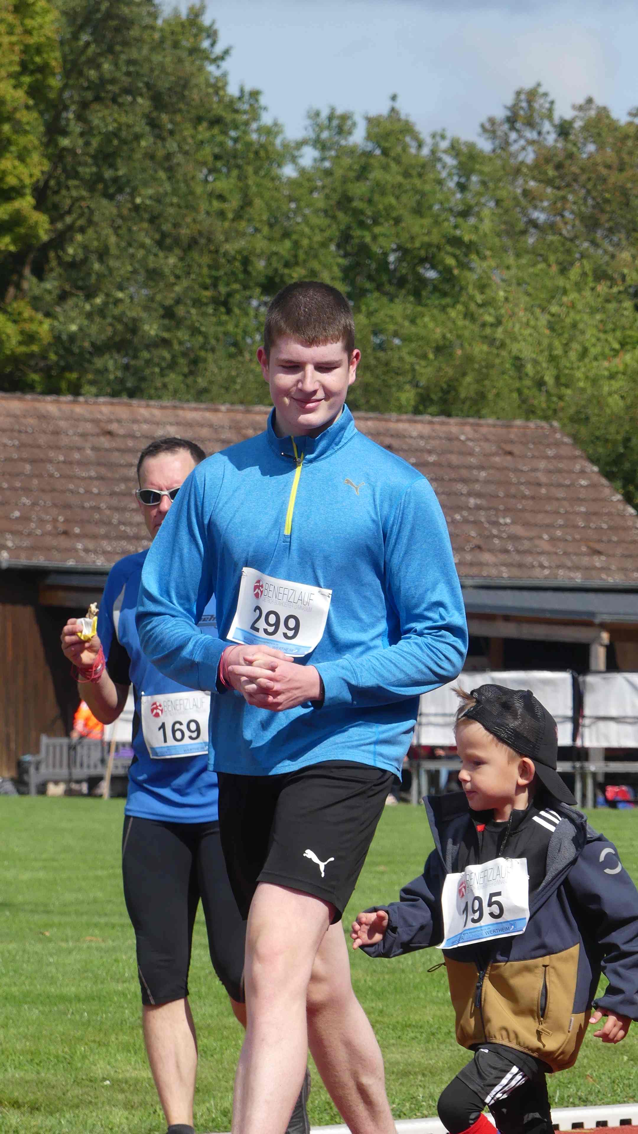 Bild vom 14. Benefizlauf im Jahr 2024. Dies ist das 209. Bild.